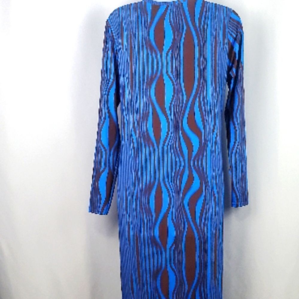 PrettyLittleThing Dress - Picture 4 of 8